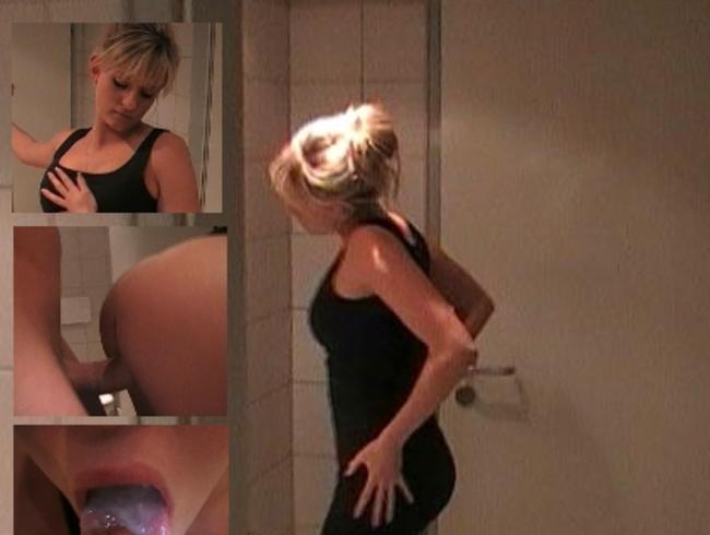 WC-Sex mit Praktikumskollegen