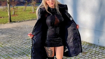 Die Schlampe der Weihnachtsfeier – damit haben die Kollegen nicht gerechnet!