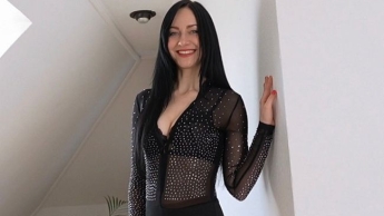 Ohne Abspritzen lasse ich dich nicht gehen!Ausgiebiger Hand- and Blowjob inkl. Tittenfick!!!