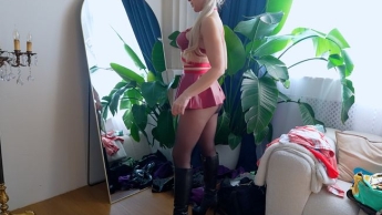 BACKSTAGE beim MDH SHOOTING | LEDERMILF verführt den jungen Fotoassistenten…3LOCH Eskalation! FACIAL