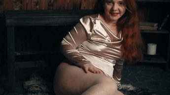 Satin- bring mich zum Orgasmus (1)